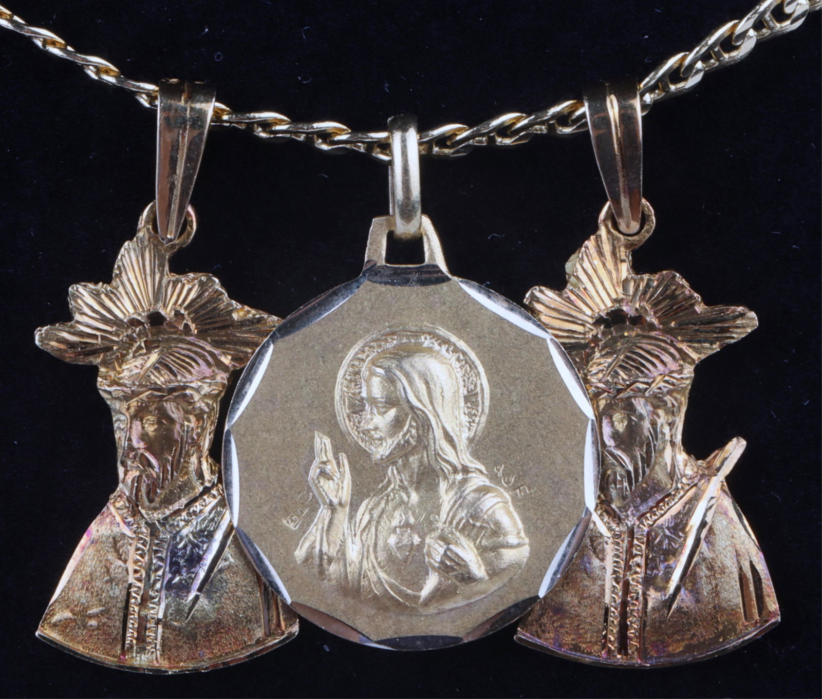 14K YELLOW GOLD NECKLACE & RELIGIOUS PENDANTS (1 of 3)
