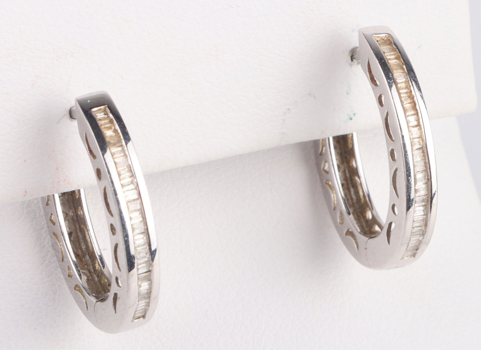 14K WHITE GOLD DIAMOND LADIES EARRINGS - 0.44 CTW (1 of 4)