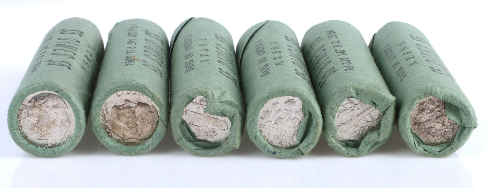 90% SILVER UNCIRCULATED ROLLED ROOSEVELT DIMES: 136071 90% SILVER UNCIRCULATED ROLLED ROOSEVELT DIMES 90% silver uncirculated rolled Roosevelt dimes. 300 dimes total, 6 rolls and a $30 total face. Weight: 21.87 OztCondition: Uncirculated