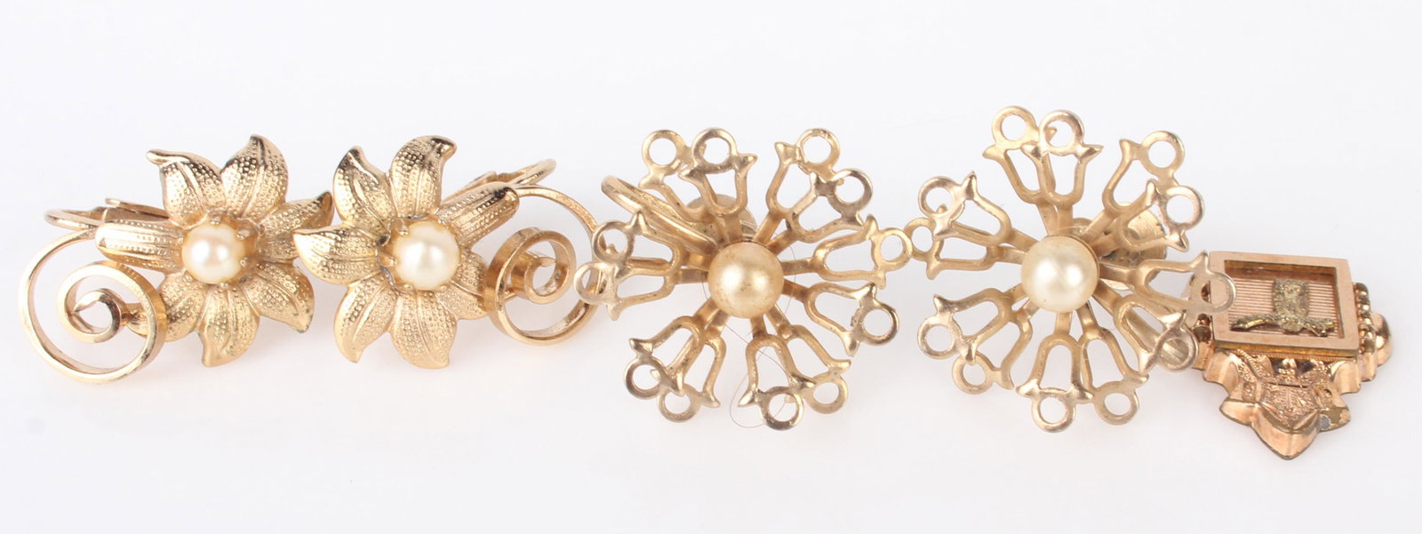 10K GOLD VINTAGE EARRINGS AND PENDANT - LOT OF 3 (1 of 4)
