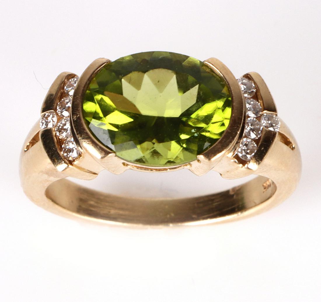 14K YELLOW GOLD 3.0CT PERIDOT & DIAMOND RING (1 of 5)