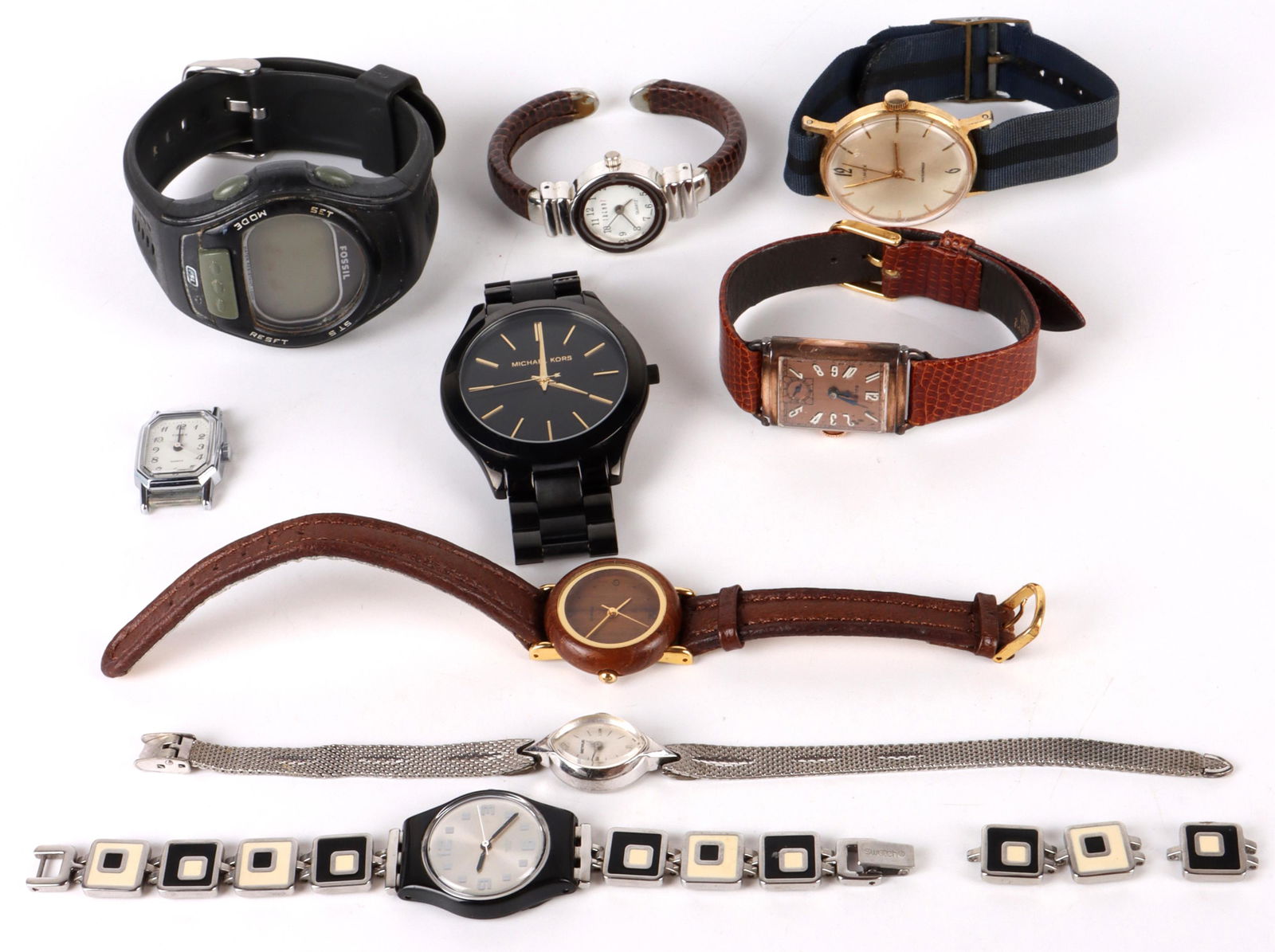 VINTAGE LADIES DESIGNER WATCHES LOT OF 8 (1 of 7)