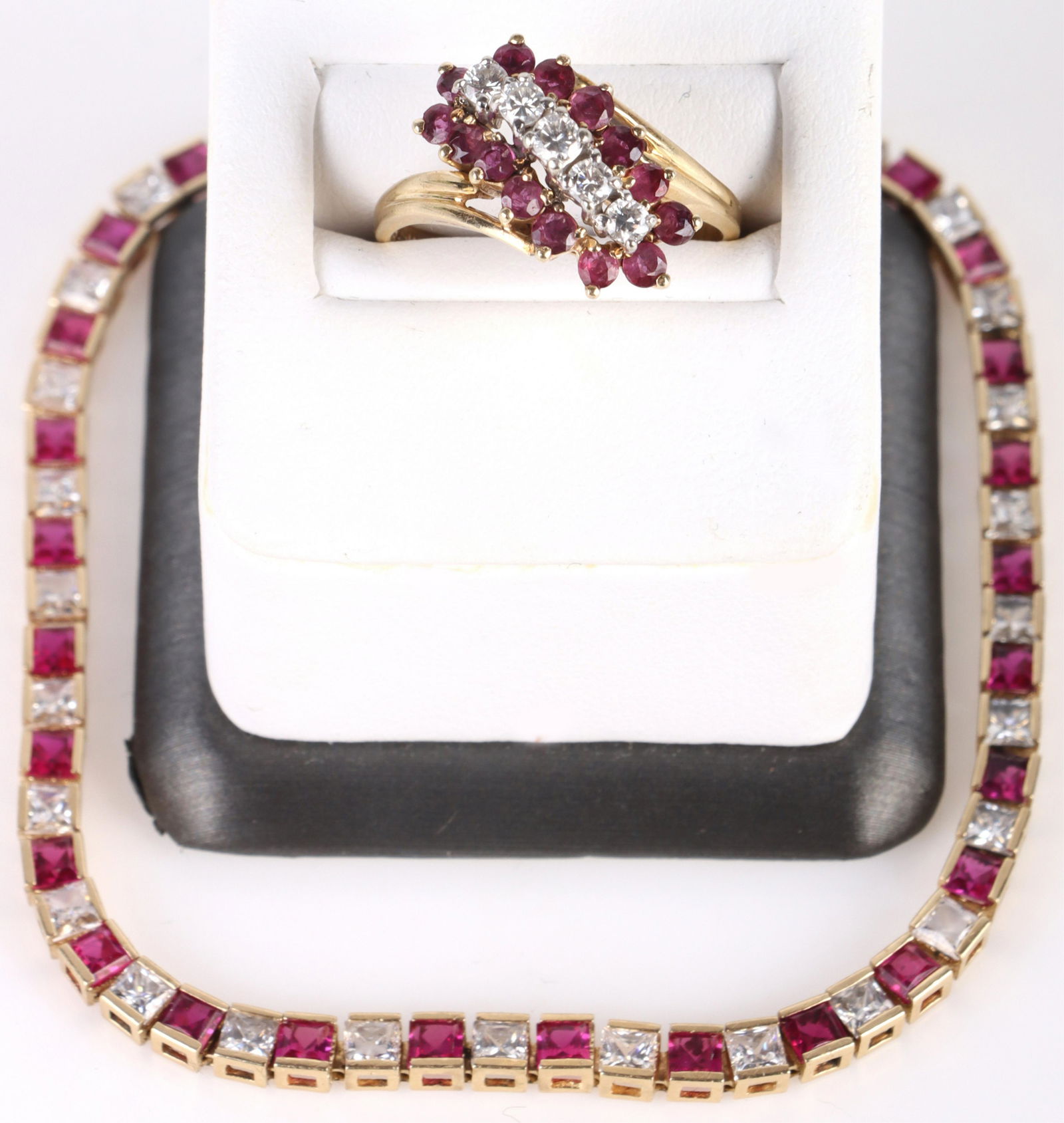 14K YELLOW GOLD DIAMOND RUBY MATCHING SET (1 of 3)
