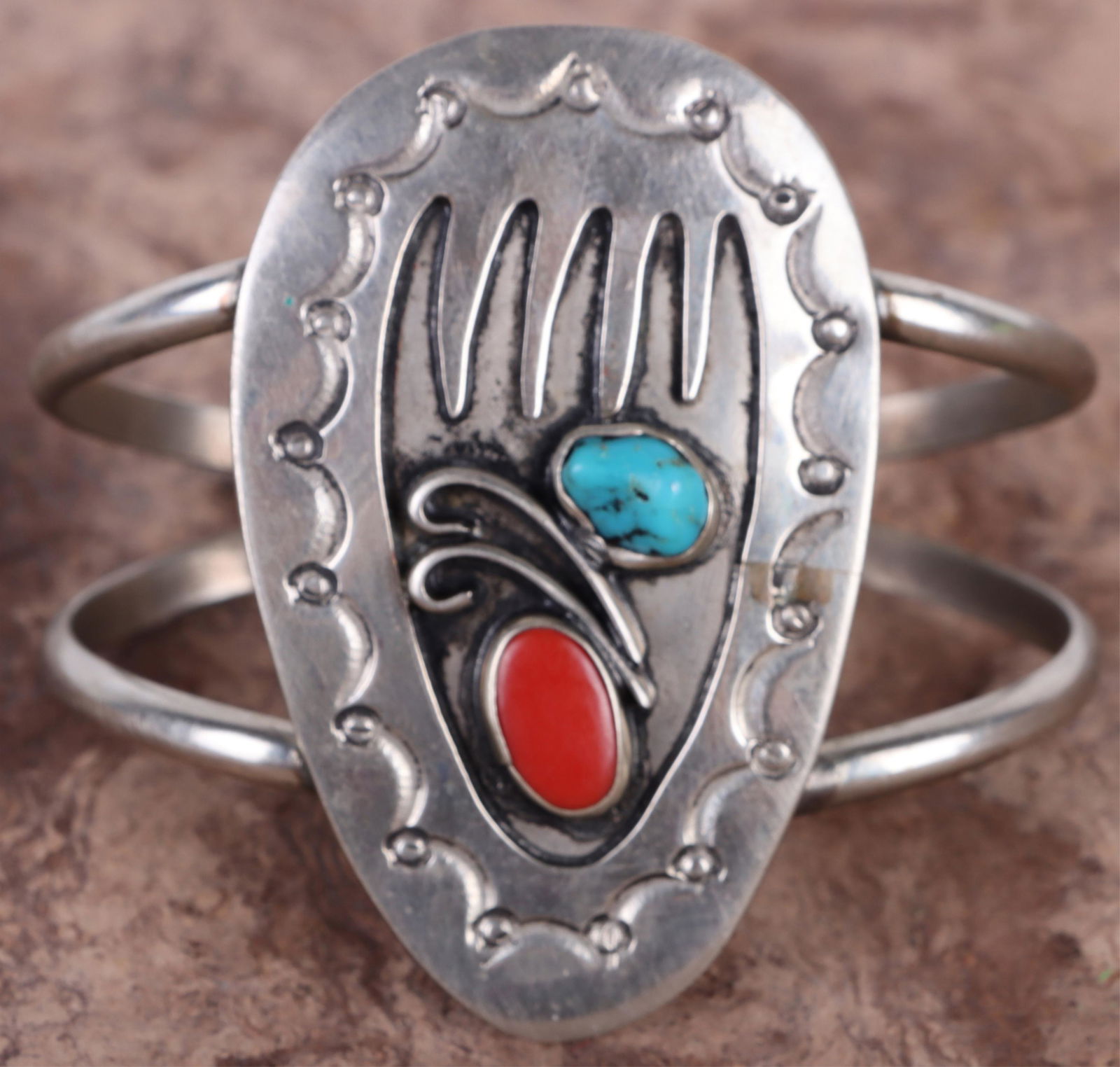 VINTAGE ZUNI STERLING SILVER TURQUOISE CUFF (1 of 3)