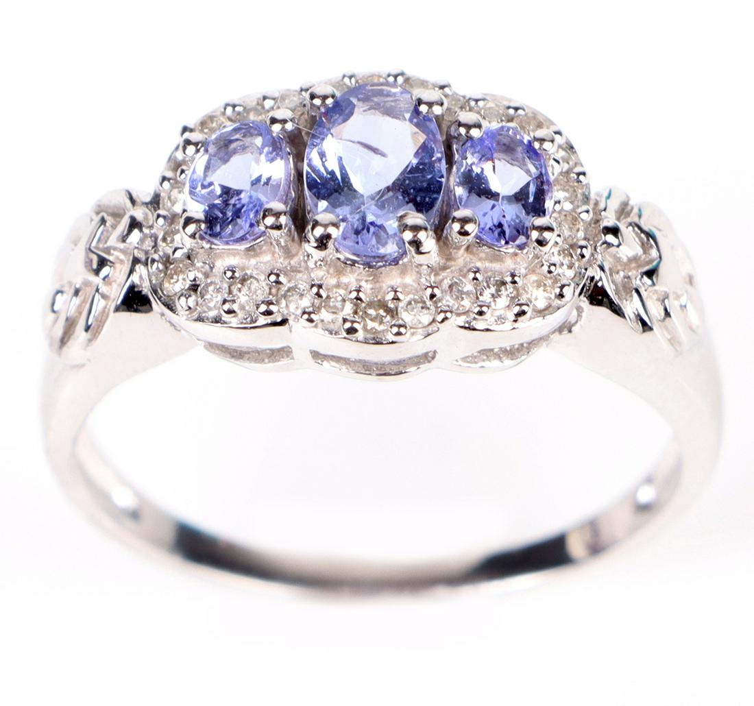 10K WHITE GOLD TANZANITE DIAMOND LADIES RING (1 of 4)