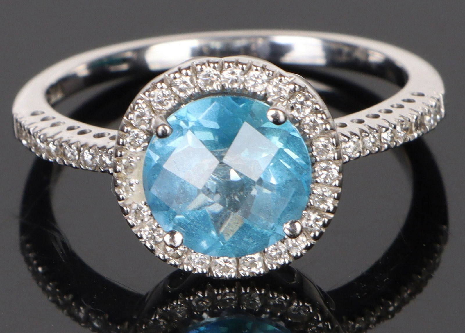 DIAMOND AND SAPPHIRE 14K WHITE GOLD LADIES RING (1 of 2)