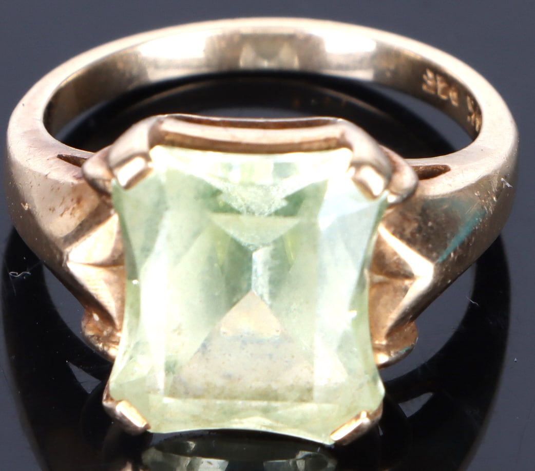 14K YELLOW GOLD GREEN TOPAZ LADIES RING (1 of 4)