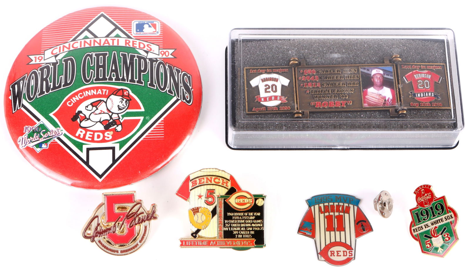 CINCINNATI REDS WORLD SERIES & FRANK ROBINSON PINS (1 of 4)