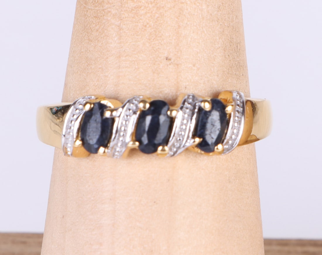 STERLING SILVER BLUE SAPPHIRE LADIES RING 0.81CTW (1 of 4)