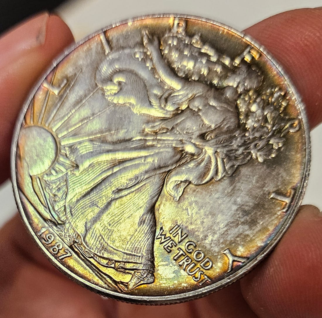 RAINBOW TONED 1995 1OZT .999 SILVER EAGLE COIN (1 of 3)