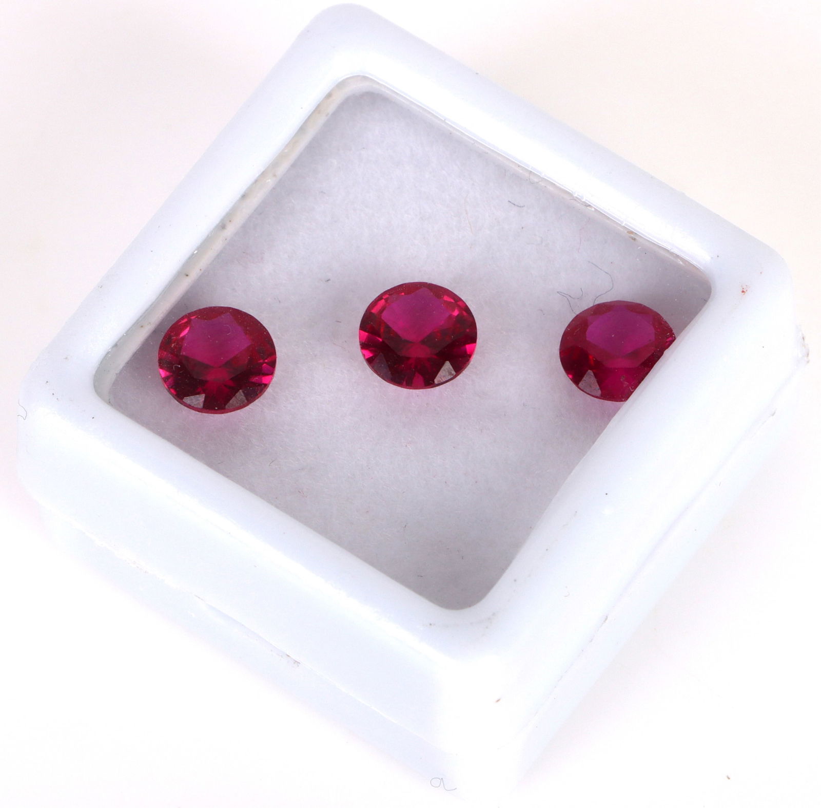 3.0CTW GENUINE LOOSE RED ROUND RUBIES W/ CERTS (1 of 3)