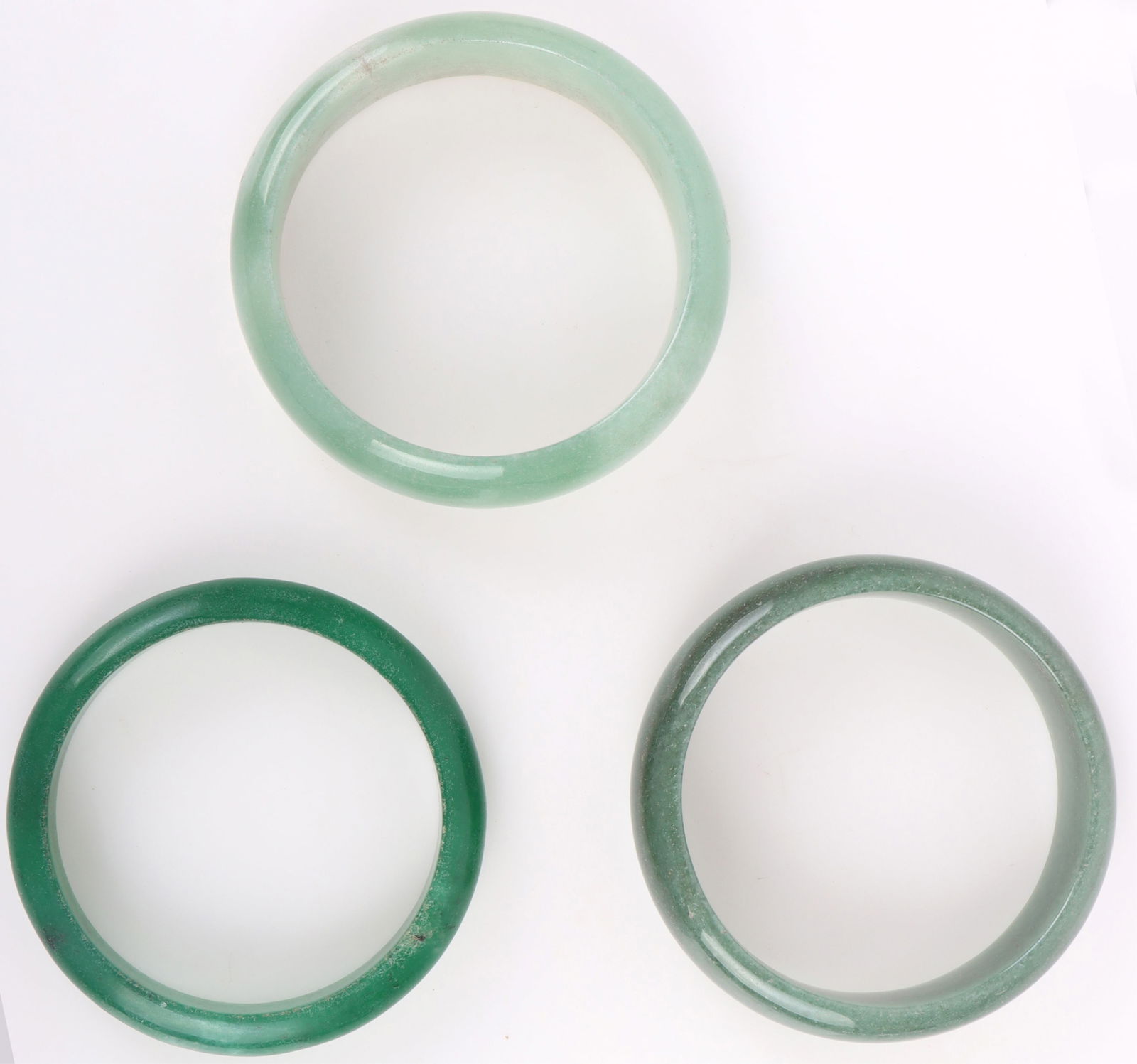 CHINESE ANTIQUE SOLID JADE LADIES BANGLE BRACELETS (1 of 3)