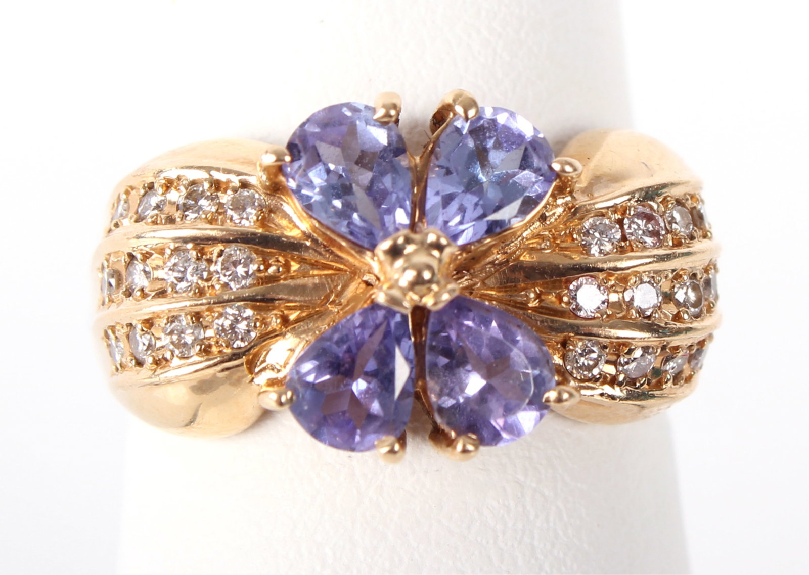 14K GOLD PURPLE TANZANITE DIAMOND RING - 0.06 CTW (1 of 4)