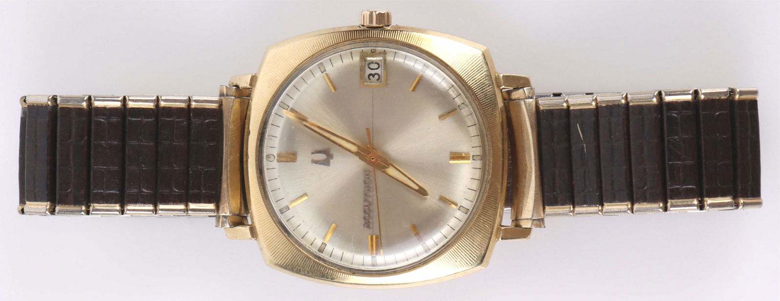 VINATGE BULOVA ACCUTRON 14K GF M6 MEN'S WATCH (1 of 4)