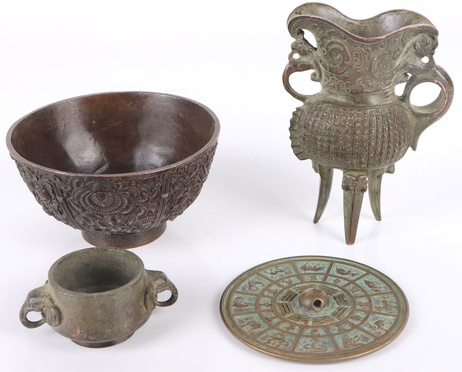 ANTIQUE CHINESE BRONZE DISHES & COLLECTIBLES (1 of 5)