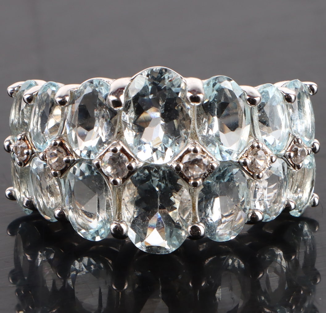 BLUE AQUAMARINE STERLING SILVER LADIES RING (1 of 3)