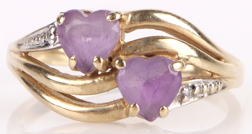 10K YELLOW GOLD HEART AMETHYST LADIES RING (1 of 3)