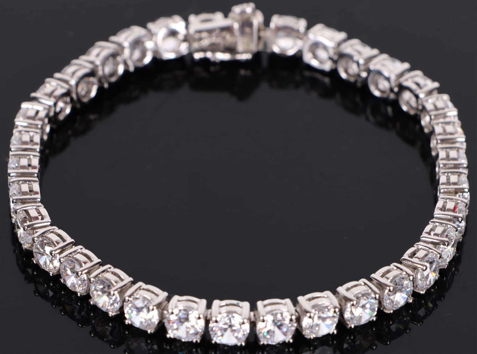 ELEGANT LADIES TENNIS BRACELET ON STERLING SILVER (1 of 4)