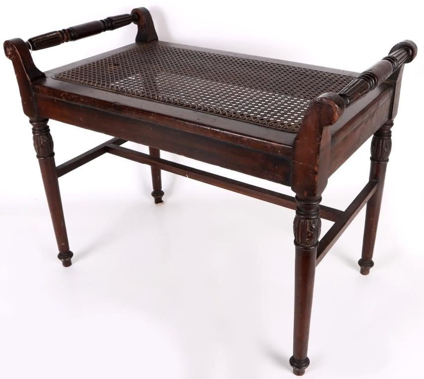 VINTAGE WICKER MAHOGANY VANITY BENCH (1 of 5)