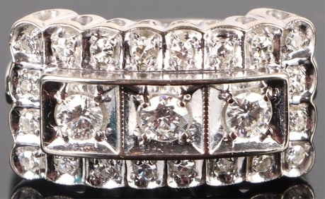 14K WHITE GOLD DIAMOND LADIES RING