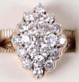 14K YELLOW GOLD DIAMOND LADIES RING