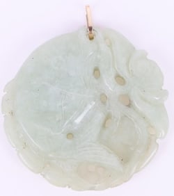 LIGHT GREEN CARVED JADE 14K GOLD CLASPED PENDANT