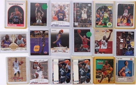 ASSORTED HIGH GRADE SLEEVED BASKETBALL CARDS -(18)