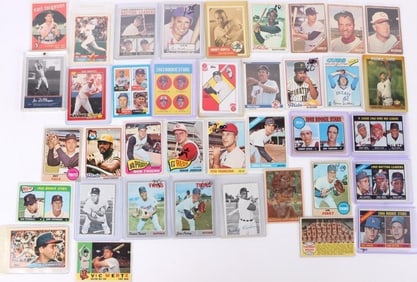 ASSORTED MULTI-SET BASEBALL COLLECTIBLE CARDS