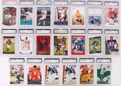 ASSORTRED GRADED COLLECTIBLE FOOTBALL CARDS