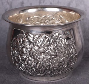 VINTAGE SHEFFIELD 0.800 SILVER REPOUSSE STYLE BOWL