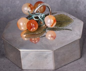 VINTAGE 0.800 SILVER CARNELIAN GRAPE VINE TEA TIN