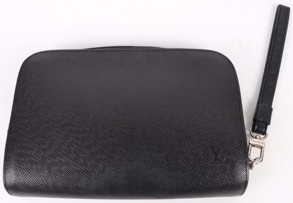 LOUIS VUITTON TIGA BAIKAL BLACK WRISTLET CLUTCH (1 of 5)