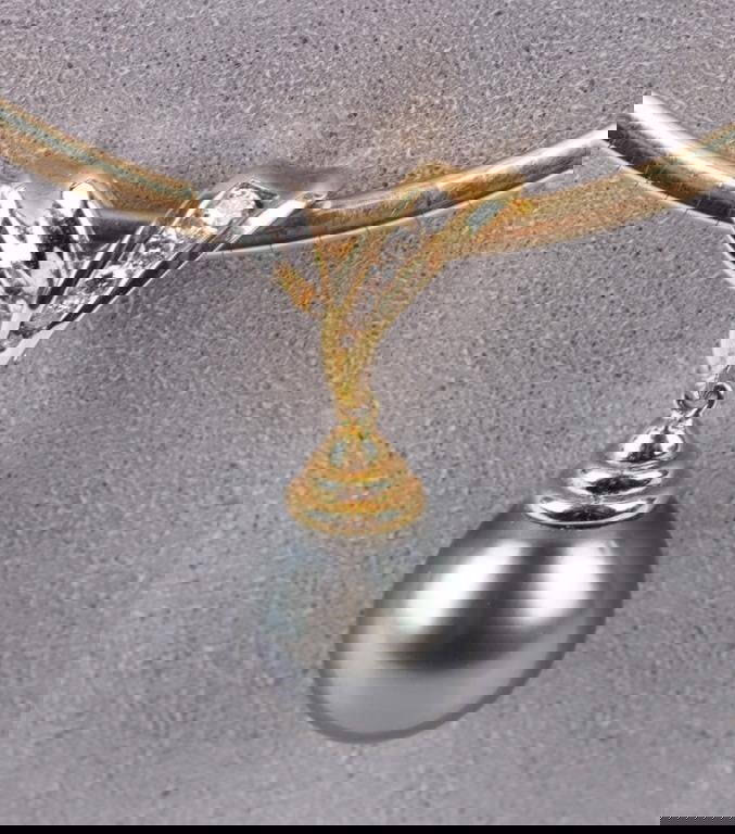 Black Pearl Diamond 14k Yellow Gold Necklace Auction