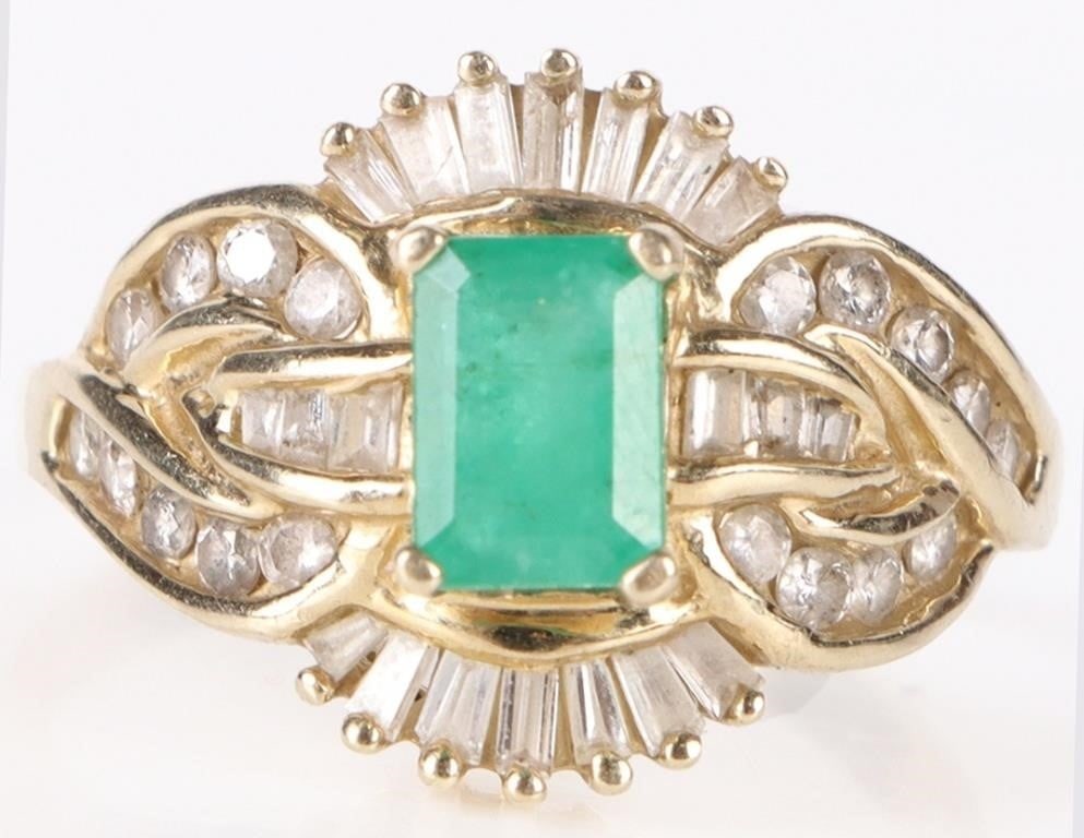 14K YELLOW GOLD EMERALD DIAMOND LADIES RING (1 of 3)