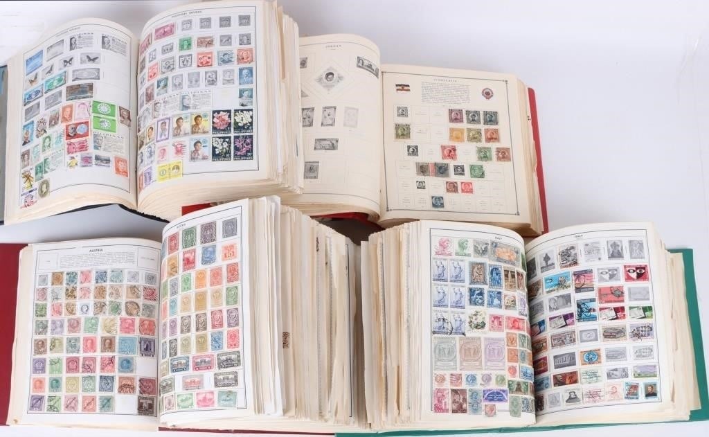HUGE COLLECTION OF WORLD STAMP ALBUMS ~5000 STAMPS (1 of 17)