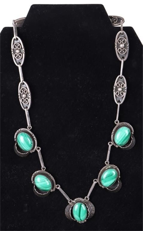 STERLING SILVER MALACHITE NAVAJO BRACELET (1 of 4)