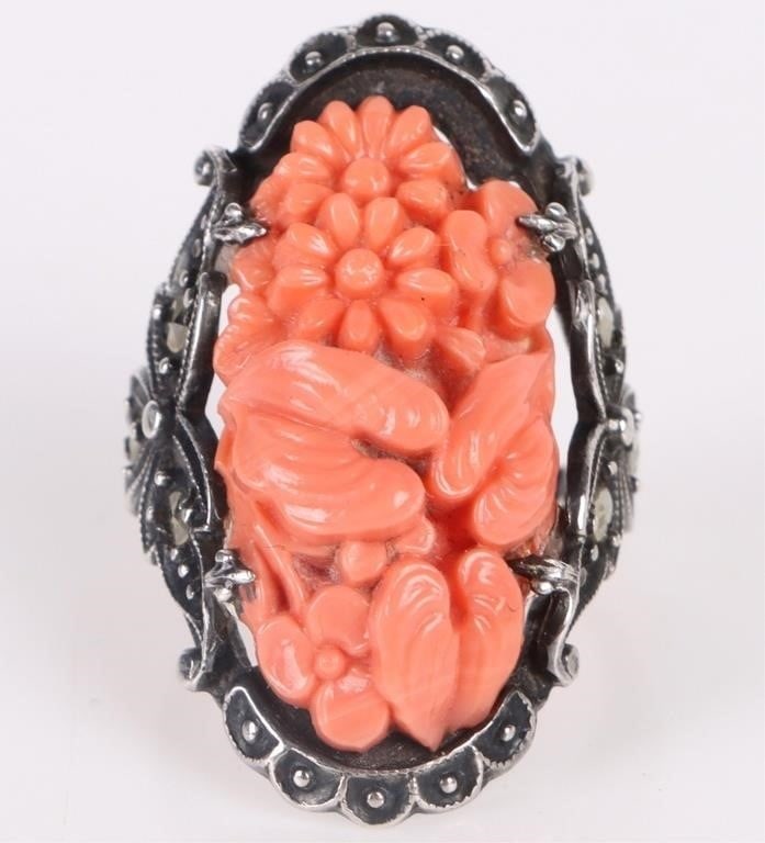 VINTAGE STERLING SILVER CARVED CORAL LADIES RING (1 of 3)