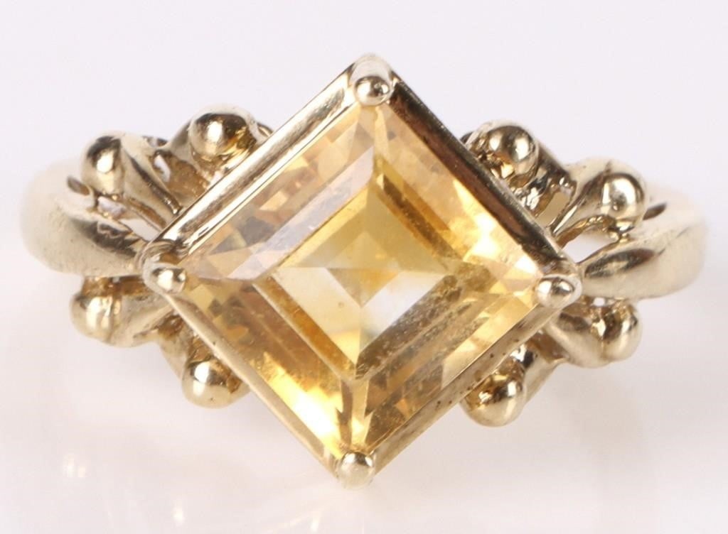 10K YELLOW GOLD SQUARE CITRINE LADIES RING (1 of 3)