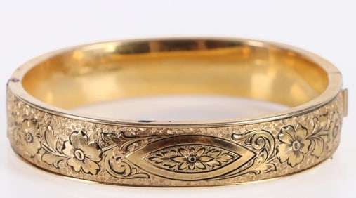 VINTAGE 12K GOLD FILLED ORNATE LADIES BANGLE