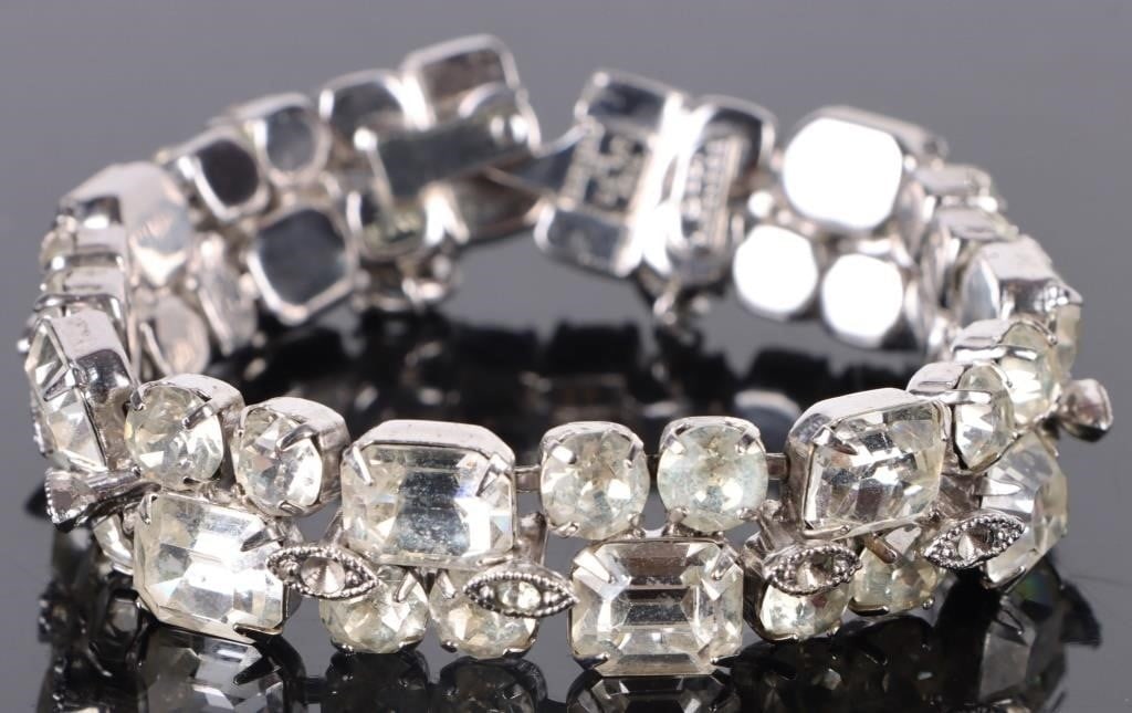 VINTAGE EISENBERG ICE LADIES RHINESTONE BRACELET (1 of 3)