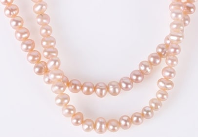 18K GOLD CLASPED PINK FRESHWATER PEARL NECKLACE