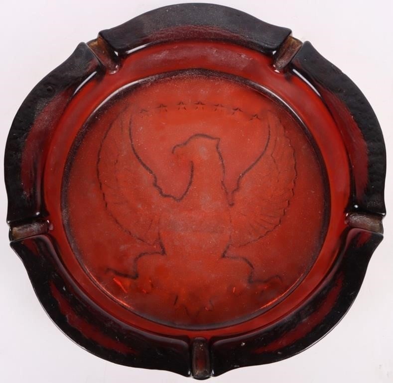 VTG INDIANA AMBER AMERICAN EAGLE FEDERAL ASHTRAY: Vintage Indiana Amber American Eagle Federal ashtray 10" & seven stars. These five finger ashtrays were often used in the CIA. Size: 10" Diameter Condition: Very fine.