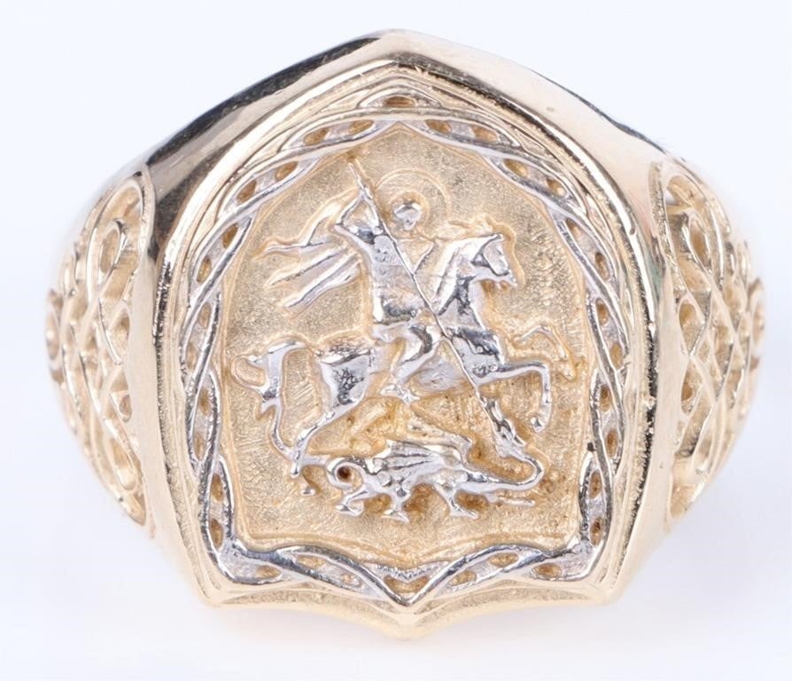 14K YELLOW GOLD MEN'S KNIGHT ON HORSEBACK RING: 14k yellow gold men's knight ring. Weight: 7.9 Grams Size: US 12 Condition: Very fine.