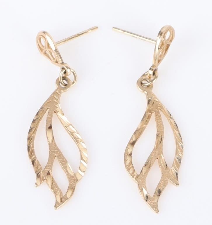 14K YELLOW GOLD LADIES LEAF DANGLE EARRINGS (1 of 2)