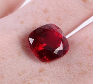14.60CT CUSHION-CUT RED RUBY GEMSTONE W/ CERT