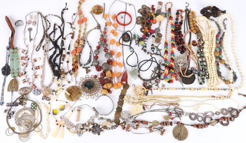 ASSORTED ORNATE GEMSTONE/ BONE/ WOOD JEWELRY LOT