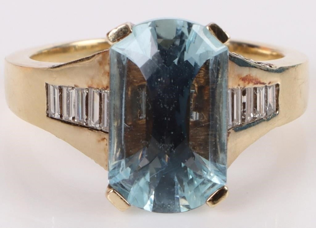14K GOLD 3CT AQUAMARINE & DIAMOND LADIES RING (1 of 4)