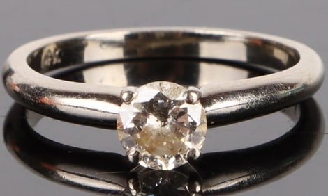 1/3CT 14K WHITE GOLD DIAMOND LADIES RING