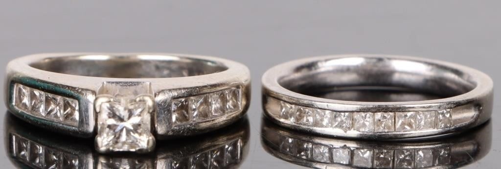 14K WHITE GOLD DIAMOND LADIES WEDDING RING SET (1 of 5)