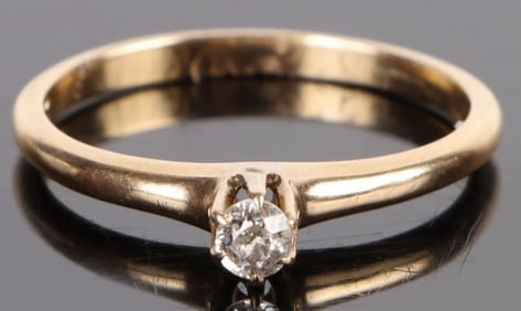 LADIES DIAMOND SOLITAIRE 14K YELLOW GOLD RING